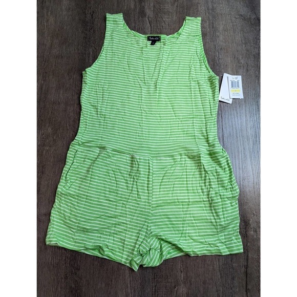 Splendid Other - NWT Splendid Striped Shorts Romper Size Medium Girls Green